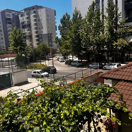 Klaudios Rent House * Wlora